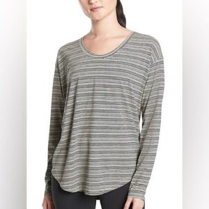 Athleta Cloudlight Stratus Long Sleeve Top